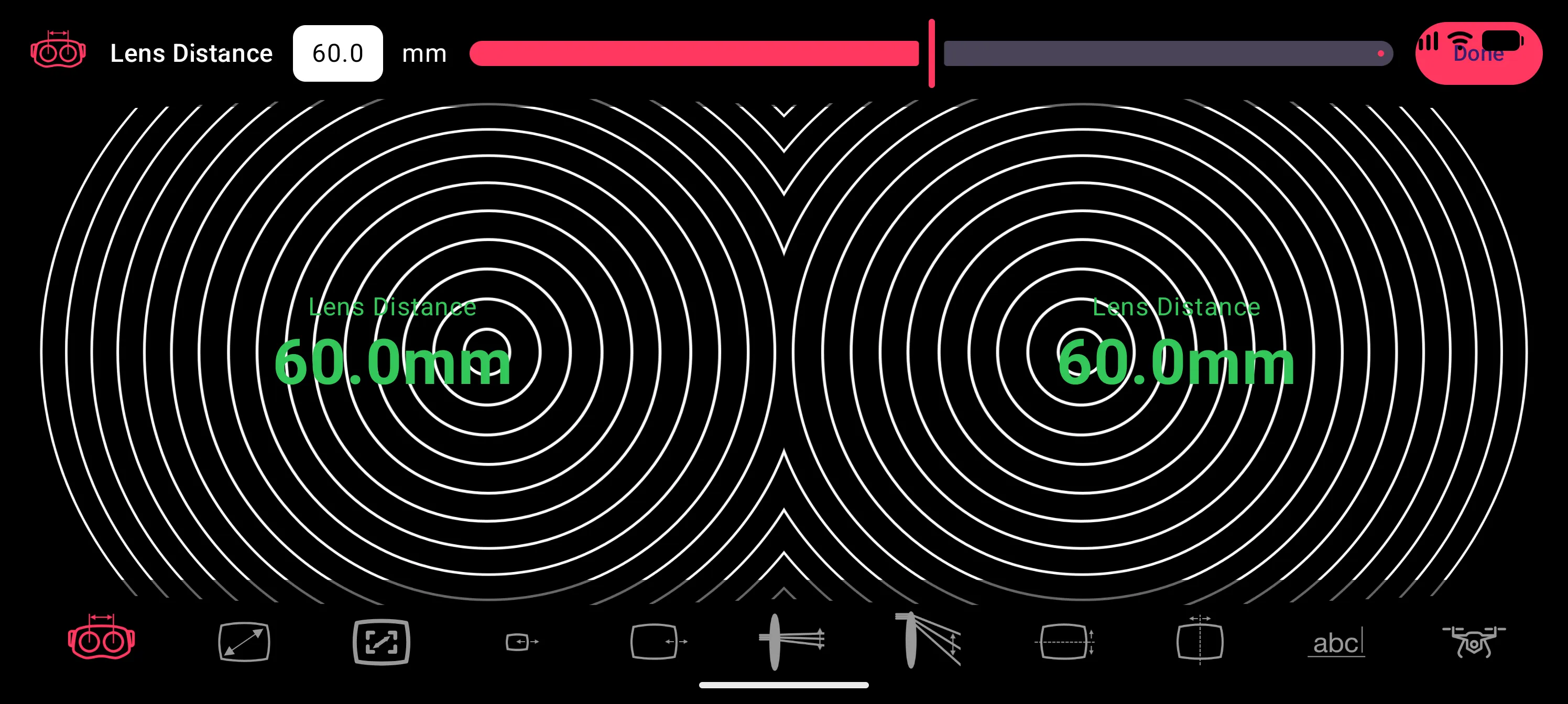 The headset calibration screen, adjusting the lens distance against a ring test pattern